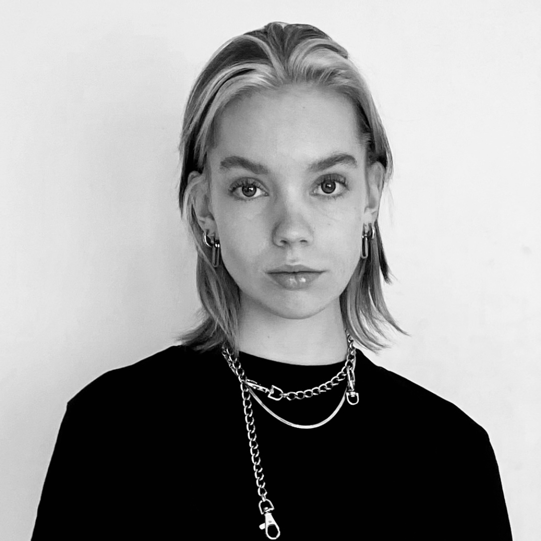 Flora Schwöppe, BA