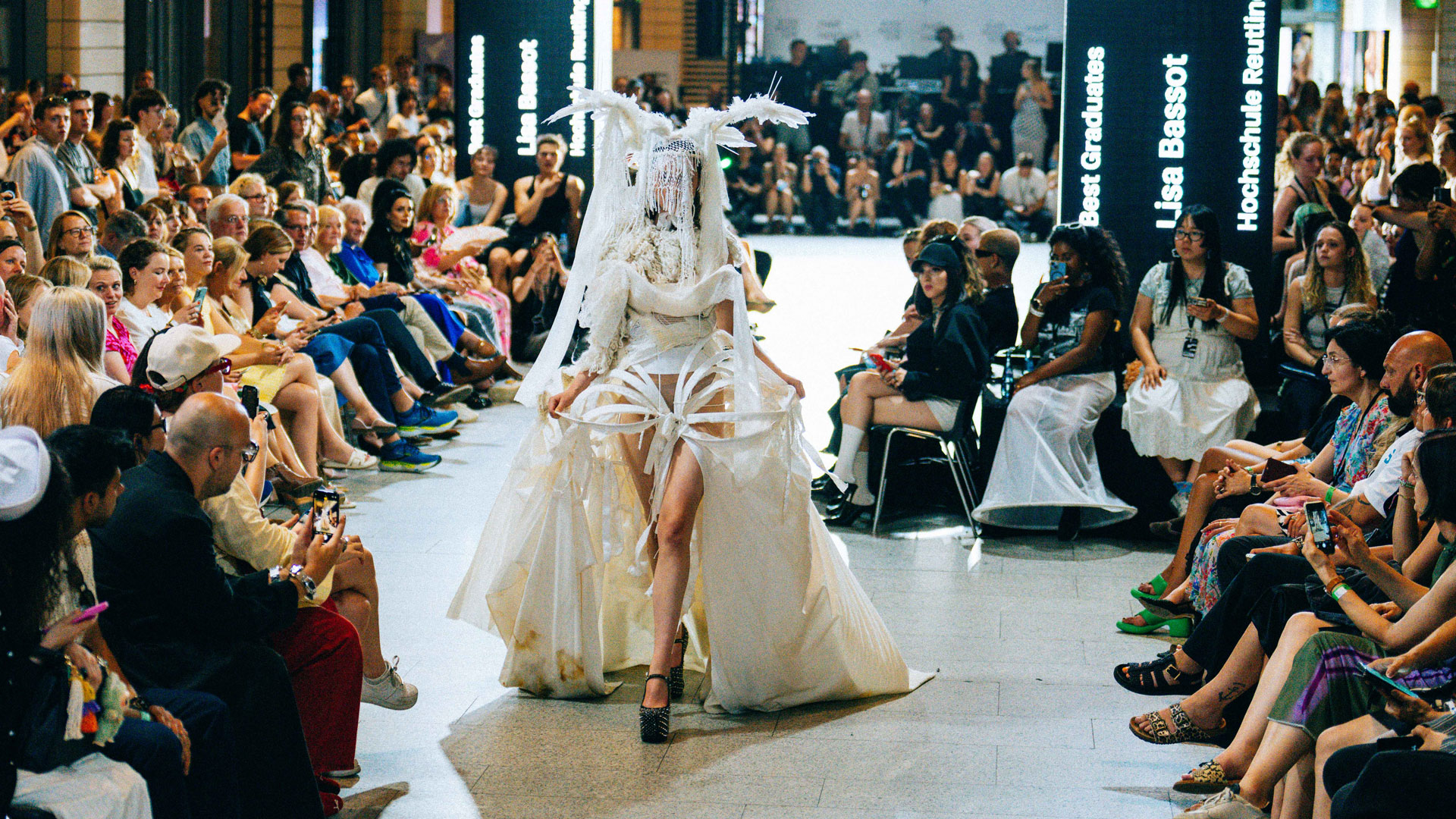 Neo.Fashion. 2026 Intro